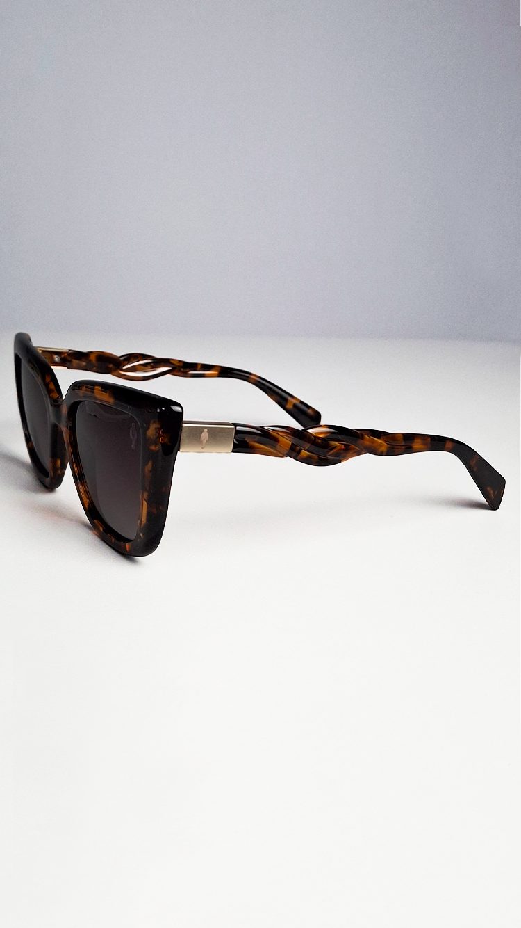 Óculos de Sol Tortoise Lente Degradê Marrom CR1624