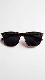Óculos de Sol Tortoise Lente Preta SL1171