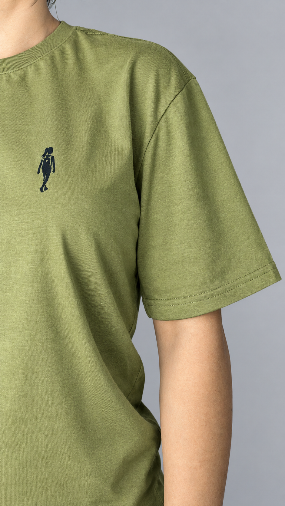 camisa básica verde oliva missionária feminina