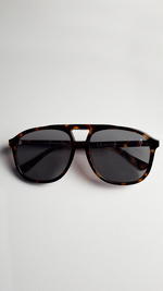 Óculos de Sol Tortoise Lente Cinza IS0608