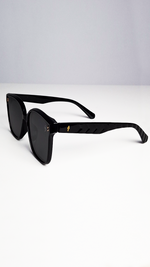 Óculos de Sol Preto Lente Preta RM1015